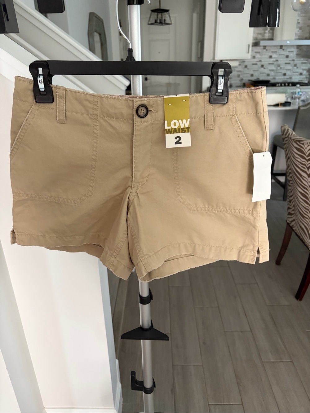Old Navy Low Waist Khaki Shorts NWT Size 2